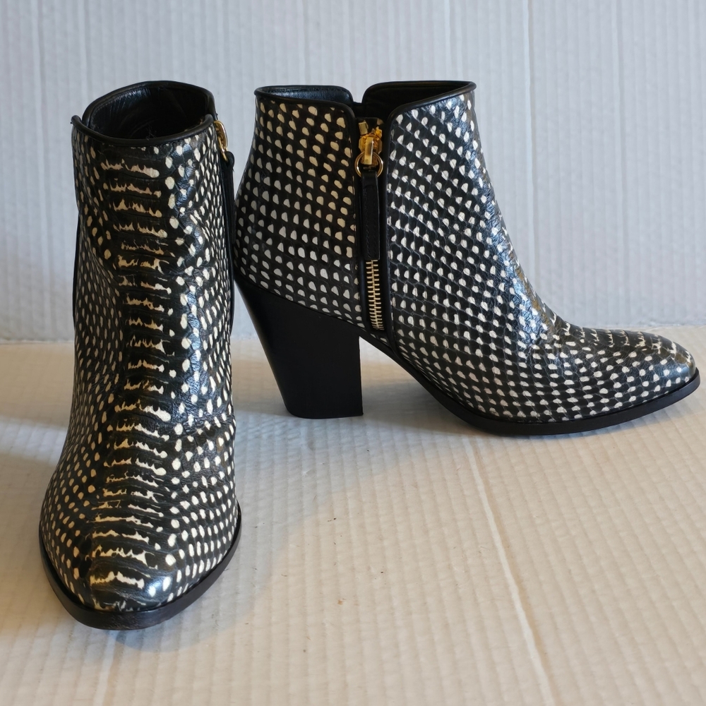Giuseppe Zanotti Snake Embossed Ankle Boots Women's EU 35.5 US 5 Black Leather - Picture 4 of 14